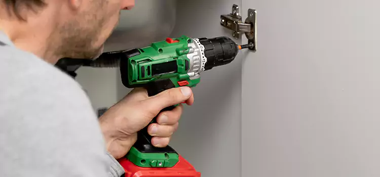 Commercial Door Hinge Repair Kentwood